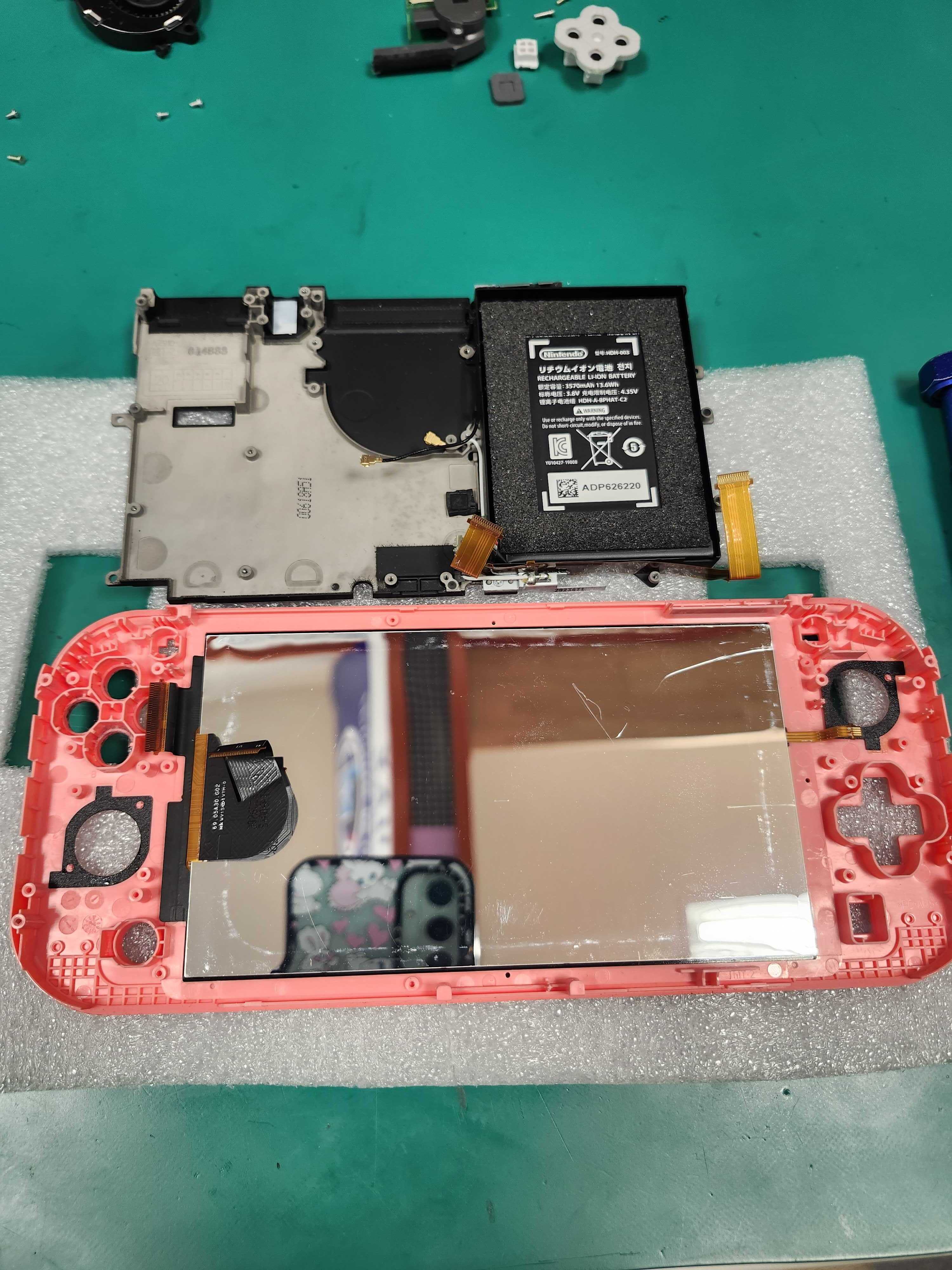 SwitchLite 液晶に縦線が！！！😭イオン豊橋南